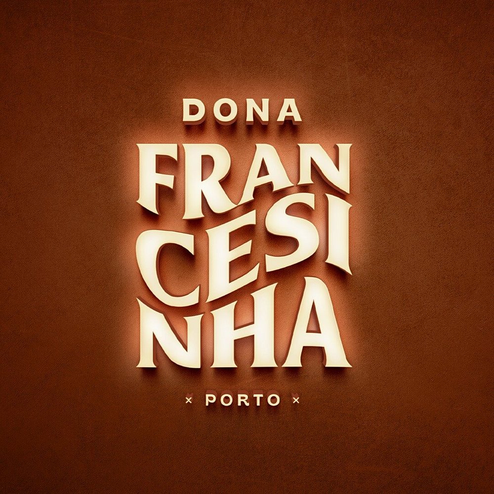 Logótipo Dona Francesinha com letras em relevo e iluminação quente sobre fundo texturado.