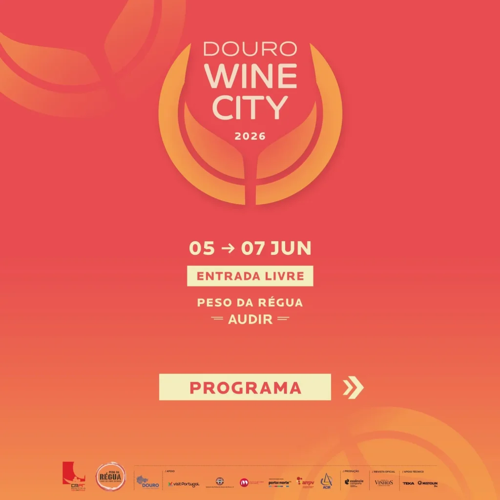 Cartaz com fundo em tons de vermelho e laranja e texto sobre o evento Douro Wine City 2026.